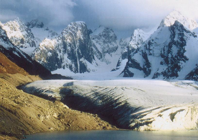 Файл:КАРА-БАТКАК МӨҢГҮСҮ47.png