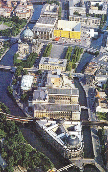 Файл:БЕР ЛИН77.png